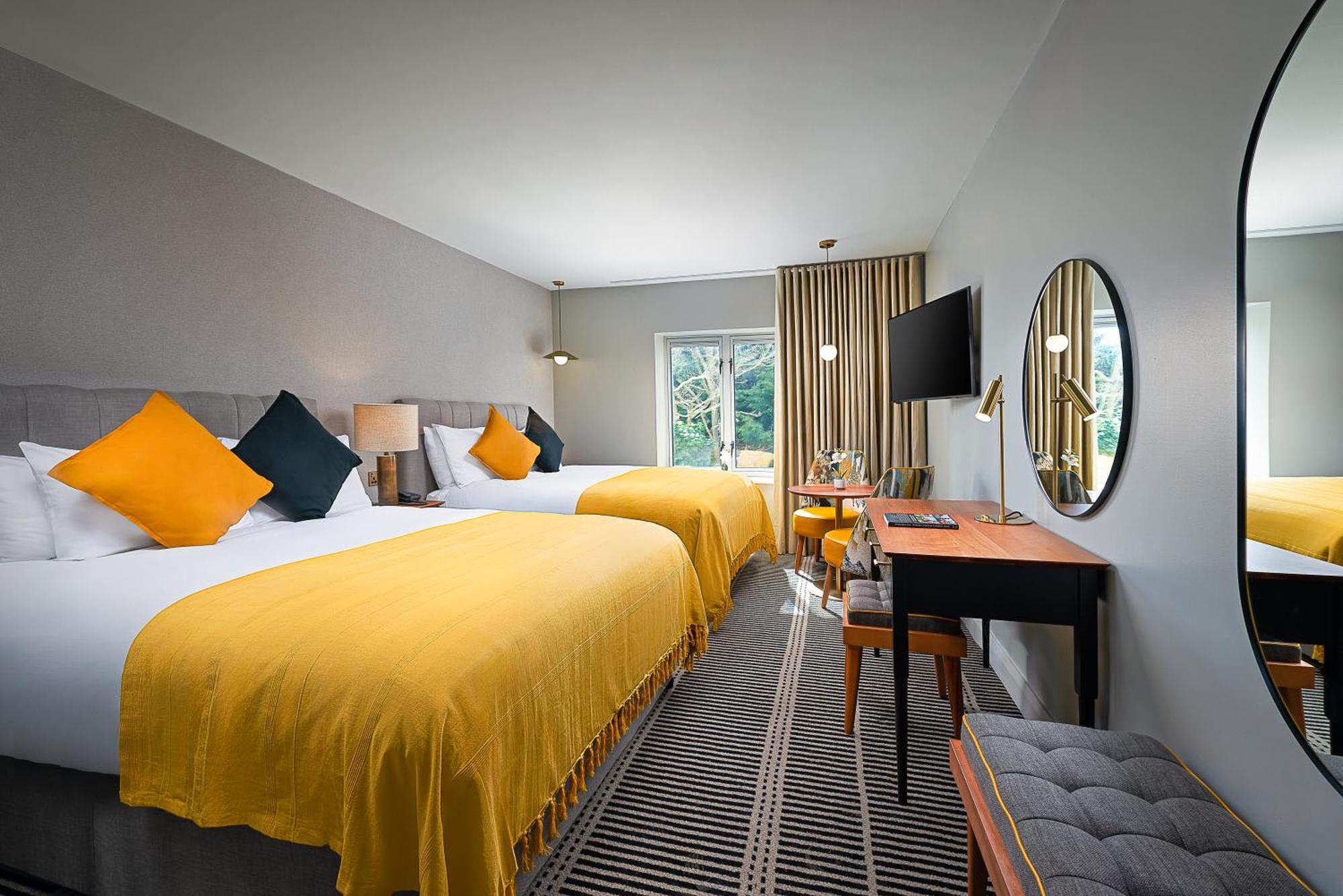 קיל איירן The Parkavon Hotel מראה חיצוני תמונה