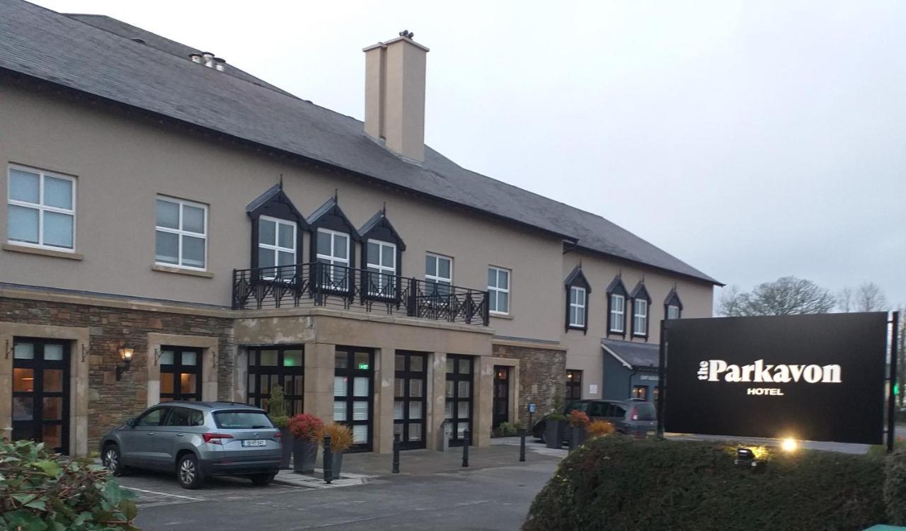 קיל איירן The Parkavon Hotel מראה חיצוני תמונה