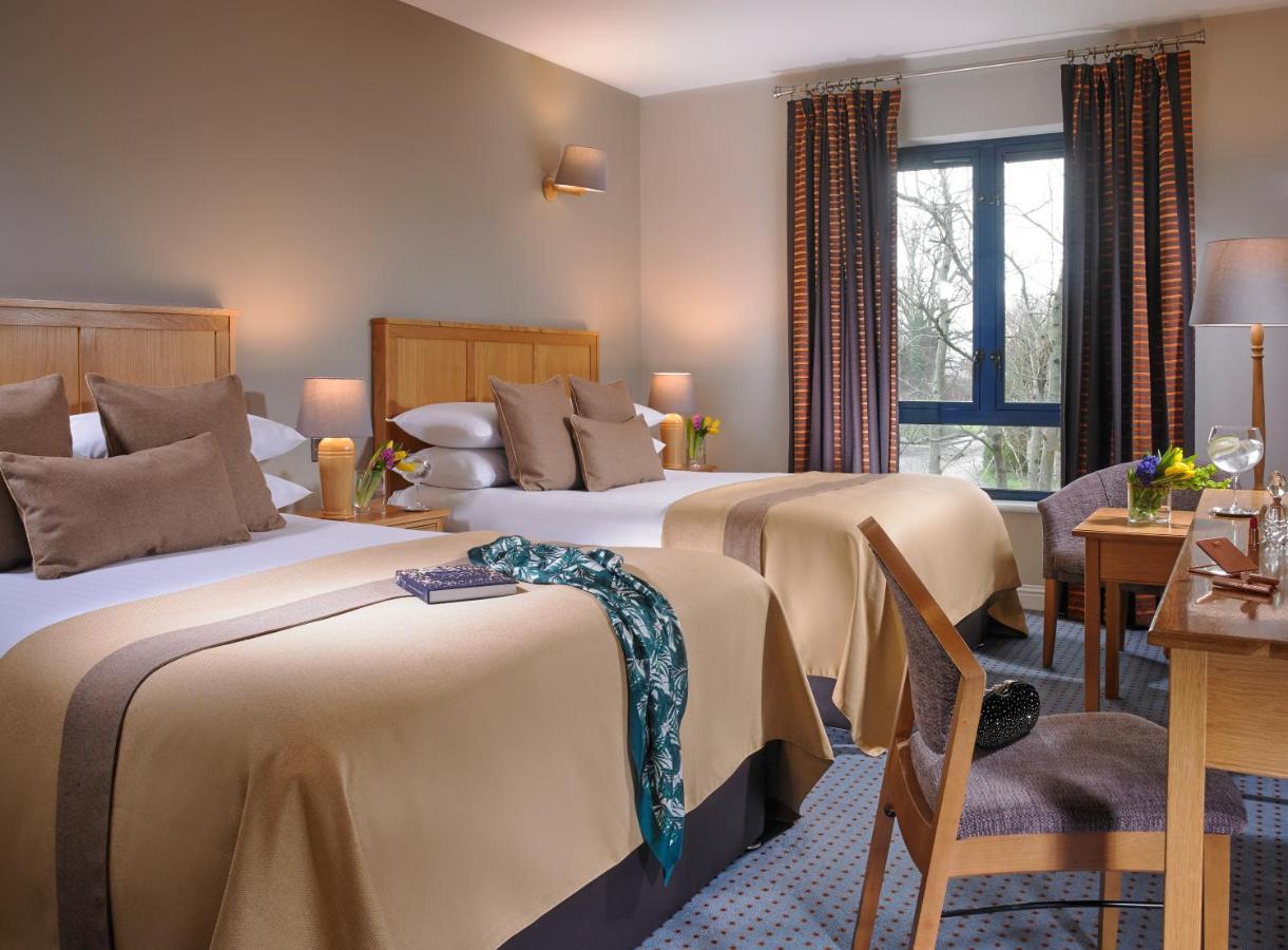 קיל איירן The Parkavon Hotel מראה חיצוני תמונה